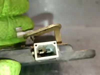 Автозапчастина б/у замок багажника / ворот для seat toledo ii (1m2) 1.9 tdi посилання на oem iam 8d5827505d  6l6827505a9b9