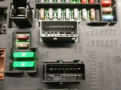 Peça sobressalente para automóvel em segunda mão caixa de fusíveis e relés por citroen c4 lim. collection referências oem iam 9665547480  