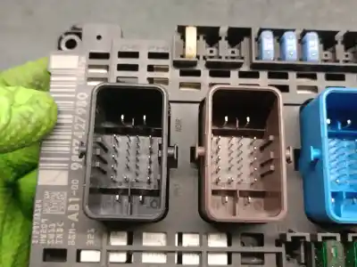 Автозапчастина б/у реле/запоперівник для citroen c4 lim. collection посилання на oem iam 9807427980  9807427980