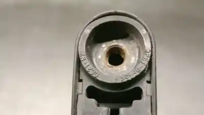 Автозапчастина б/у ручка заднього склоочисника для toyota avensis (_t25_) 2.2 d-cat (adt251_) посилання на oem iam 8524105080  8524105080