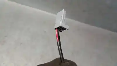 Автозапчасти б/у левый задний крюк ремня за renault captur i (j5_, h5_) 1.5 dci 90 ссылки oem iam k9ke6  