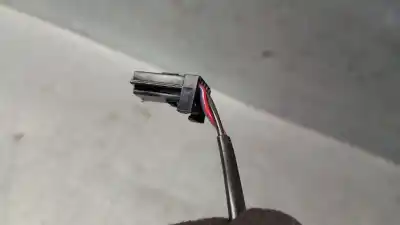 Автозапчасти б/у крюк для ремня задний правый за renault captur i (j5_, h5_) 1.5 dci 90 ссылки oem iam k9ke6  