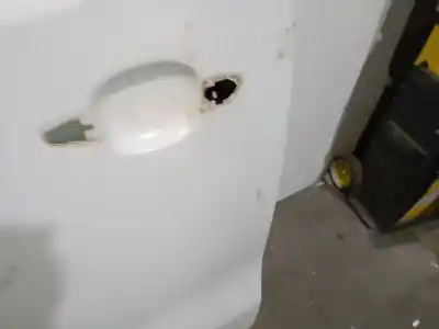 Автозапчасти б/у левая передняя дверь за citroen jumpy combi 1.6 blue-hdi fap ссылки oem iam 9811893680  9811893680