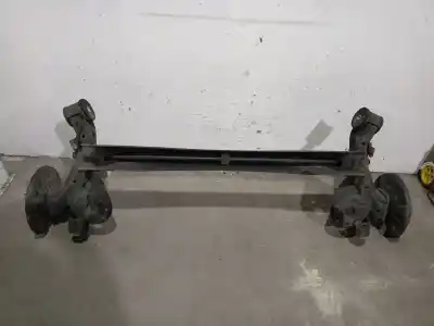 Peça sobressalente para automóvel em segunda mão charrió / suporte de eixo de trás por kia carens iv 1.7 crdi referências oem iam 55100a4060