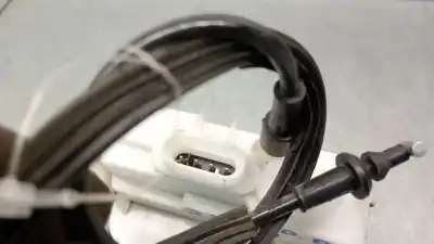 Peça sobressalente para automóvel em segunda mão fechadura da porta dianteira direita por citroen c3 1.4 hdi exclusive referências oem iam 9136n7  9136n7