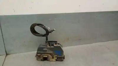 Peça sobressalente para automóvel em segunda mão fechadura da porta traseira direita por citroen c3 1.4 hdi exclusive referências oem iam 9138c1  9138c1