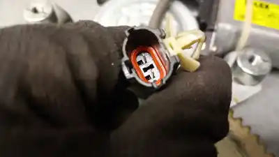 Автозапчасти б/у регулятор стекла переднего правого за kia carnival ii (gq) 2.9 crdi ссылки oem iam 0k55258560y  k55258560g