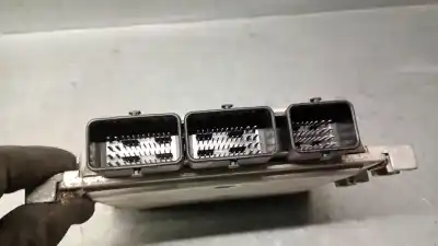 Peça sobressalente para automóvel em segunda mão centralina de motor uce por ford fiesta vi (cb1, ccn) 1.4 tdci referências oem iam 8v2112a650eb  