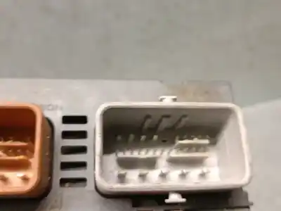 Автозапчастина б/у реле/запоперівник для citroen c4 picasso ii 2.0 bluehdi 135 посилання на oem iam 9675877980  9675877980