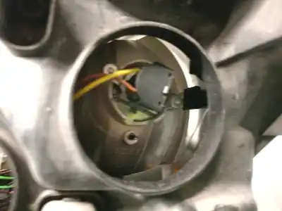 Автозапчастина б/у права фа для citroen c4 picasso ii 2.0 bluehdi 135 посилання на oem iam 6206a8  6206a8