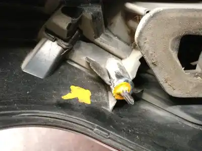 Автозапчастина б/у правий ліхтар для citroen c4 picasso ii 2.0 bluehdi 135 посилання на oem iam 6351ac  6351ac