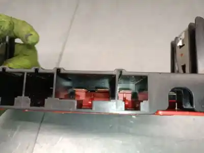 Second-hand car spare part fuse box unit for bmw x1 (e84) sdrive 18 d oem iam references 964291208  964291208