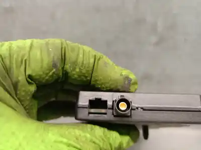 Second-hand car spare part antenna for bmw x1 (e84) sdrive 18 d oem iam references 9168335  50110051