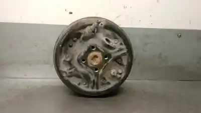 Second-hand car spare part rear right knuckle for dacia sandero 1.6 mpi 85 (bs03) oem iam references 440001751r