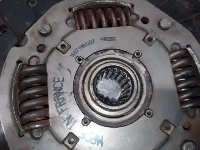 Pezzo di ricambio per auto di seconda mano kit frizione per citroen c3 1.4 hdi exclusive riferimenti oem iam 2051e4  2051e4