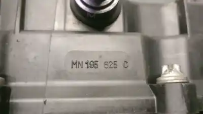 Автозапчастина б/у крішка коромислива для smart forfour (454) 1.1 (454.033) посилання на oem iam mn195625c  a1340160205