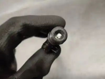 Автозапчастина б/у инжектор для kia carnival ii (gq) 2.9 crdi посилання на oem iam 338004x500  