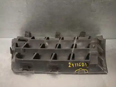 Автозапчастина б/у передня решіта для renault scénic ii (jm0/1_) 1.6 16v (jm1r) посилання на oem iam 8200140330  7701474779