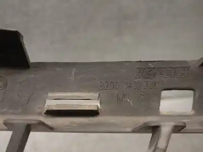 Автозапчастина б/у передня решіта для renault scénic ii (jm0/1_) 1.6 16v (jm1r) посилання на oem iam 8200140330  7701474779