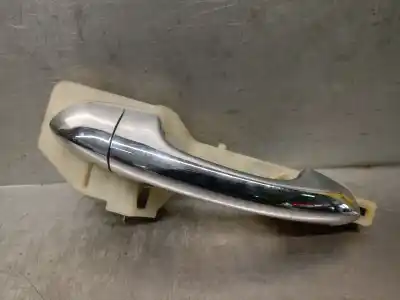 Peça sobressalente para automóvel em segunda mão puxador exterior frente direito por kia carens iv 1.7 crdi referências oem iam 82661a4010