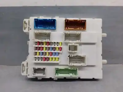 Pezzo di ricambio per auto di seconda mano scatola relè/fusibili per ford focus iii 1.6 ecoboost riferimenti oem iam bv6n14a073fr