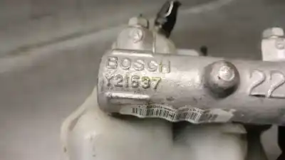 Pezzo di ricambio per auto di seconda mano pompa freni per opel combo tour 1.3 cdti 16v riferimenti oem iam 93177770 21637 bosch 558137