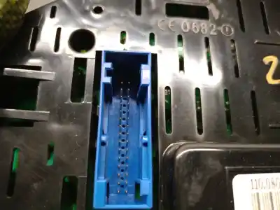 Автозапчасти б/у приборная доска за audi a3 (8p) 2.0 tdi ссылки oem iam 8p0920930f  8p0920930fx