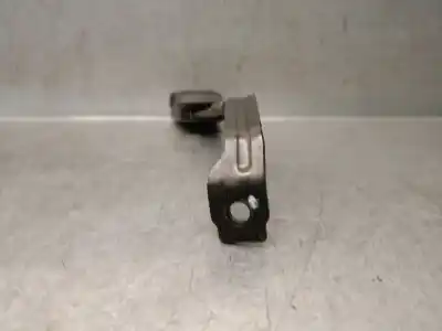 Автозапчасти б/у крюк для ремня передний правый за audi a3 (8p) 2.0 tdi ссылки oem iam 8p0857756c  8p085775601c