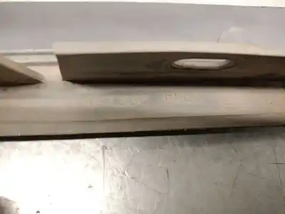 Peça sobressalente para automóvel em segunda mão molduras frontais por opel corsa a 1.2 referências oem iam 90127332  