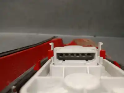 Автозапчасти б/у правый задний фонарь за audi a4 avant (b5) 1.9 tdi quattro ссылки oem iam 8d9945096d  8d9945096d