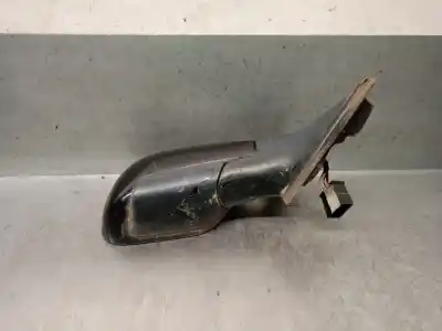 Автозапчасти б/у задний вид справа за audi a4 avant (b5) 1.9 tdi quattro ссылки oem iam 8d1858532j  8d1858532j