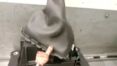 Second-hand car spare part gear lever for renault captur i (j5_, h5_) 1.5 dci 90 oem iam references 341083971r  