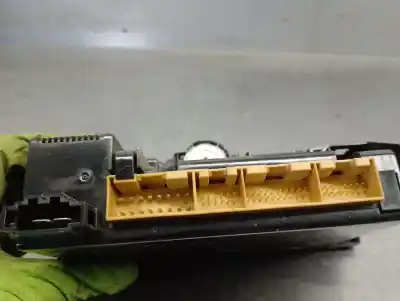 Peça sobressalente para automóvel em segunda mão comando de sofagem (chauffage / ar condicionado) por audi a4 berlina (b5) 1.9 tdi referências oem iam 8d0820043m  8d0820043m
