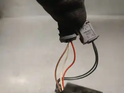 Peça sobressalente para automóvel em segunda mão espelho retrovisor esquerdo por citroen c3 1.4 hdi exclusive referências oem iam 8149ry  8149ry