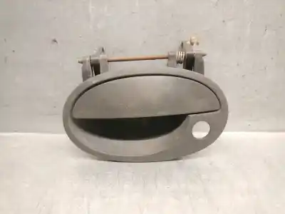 Peça sobressalente para automóvel em segunda mão puxador exterior traseiro direito por opel combo tour 1.3 cdti 16v referências oem iam 5138139