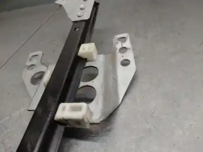 Автозапчасти б/у задний правый стеклорегулятор за audi a4 avant (b5) 1.9 tdi quattro ссылки oem iam 8d0839400a  8d0839400a