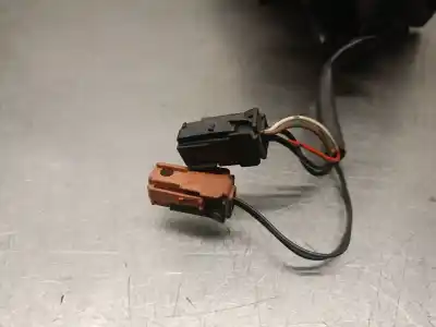 Peça sobressalente para automóvel em segunda mão espelho retrovisor direito por citroen c3 1.4 hdi exclusive referências oem iam 8151ge  8151ge