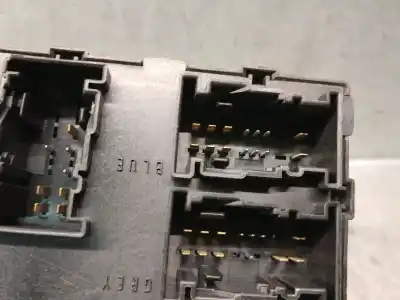 Peça sobressalente para automóvel em segunda mão módulo eletrônico por mazda 2 lim. (de) 1.5 16v cat referências oem iam df7667560e f005v00713 bosch 