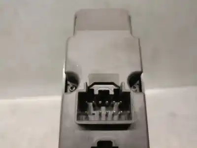 Peça sobressalente para automóvel em segunda mão botão / interruptor elevador vidro dianteiro direito por mazda 2 lim. (de) 1.5 16v cat referências oem iam df8266350a  df8266350a