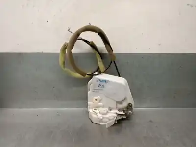 Peça sobressalente para automóvel em segunda mão fechadura da porta dianteira direita por mazda 2 lim. (de) 1.5 16v cat referências oem iam 7k28b0024