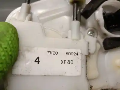 Second-hand car spare part front right door lock for mazda 2 lim. (de) 1.5 16v cat oem iam references 7k28b0024  7k28b0024