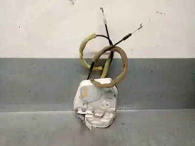 Peça sobressalente para automóvel em segunda mão fechadura da porta dianteira esquerda por mazda 2 lim. (de) 1.5 16v cat referências oem iam 7k28b0257