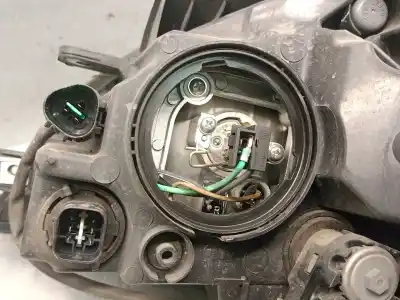 Second-hand car spare part right headlight for kia cee'd fastback (ed) 1.4 oem iam references 921021h070  921021h070