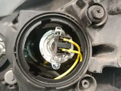 Second-hand car spare part right headlight for kia cee'd fastback (ed) 1.4 oem iam references 921021h070  921021h070