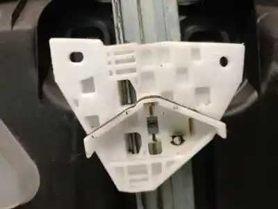 Peça sobressalente para automóvel em segunda mão elevador de vidros dianteiro direito por mazda 2 lim. (de) 1.5 16v cat referências oem iam d6515897xb  d65158973