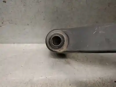 Pezzo di ricambio per auto di seconda mano braccio tergicristallo anteriore destro per mazda 2 lim. (de) 1.5 16v cat riferimenti oem iam 781864rd  