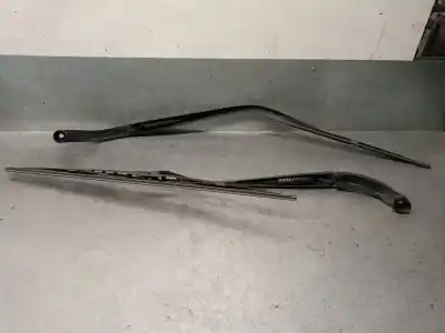Pezzo di ricambio per auto di seconda mano braccio tergicristallo anteriore destro per mazda 2 lim. (de) 1.5 16v cat riferimenti oem iam 781864rd  
