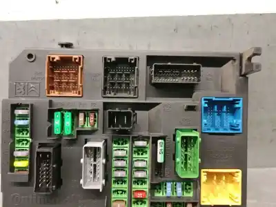 Second-hand car spare part fuse box unit for citroen c4 lim. 1.6 16v oem iam references 9665547280  