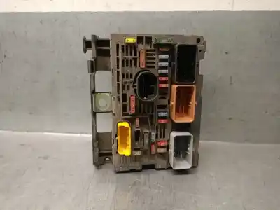 Second-hand car spare part FUSE BOX UNIT for PEUGEOT PARTNER (S2)  OEM IAM references 9675878480  