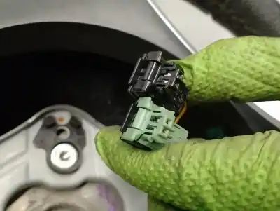 Second-hand car spare part steering wheel for bmw 3 touring (e91) 320 d oem iam references 912328801  32306771411